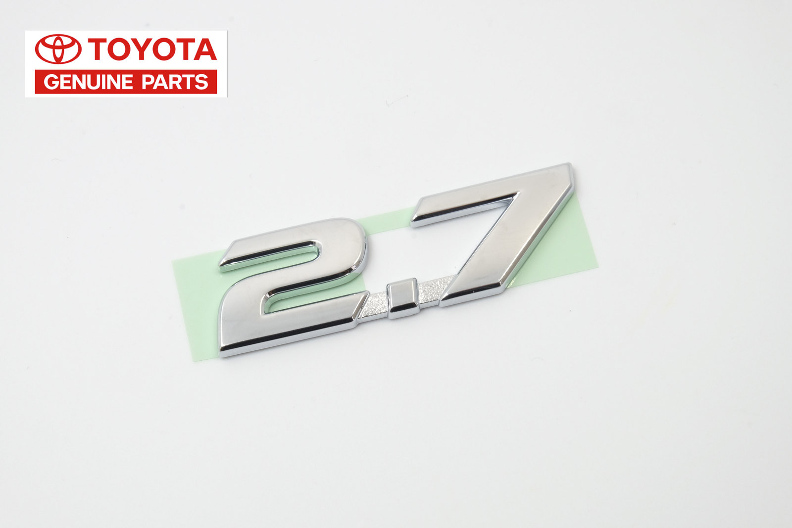 2.7 エンブレム トヨタ 純正 TOYOTA LEXUS 海外 輸出仕様 縦 2.1cm x 横 7cm TOYOTA GENUINE PARTS クリックポスト送付