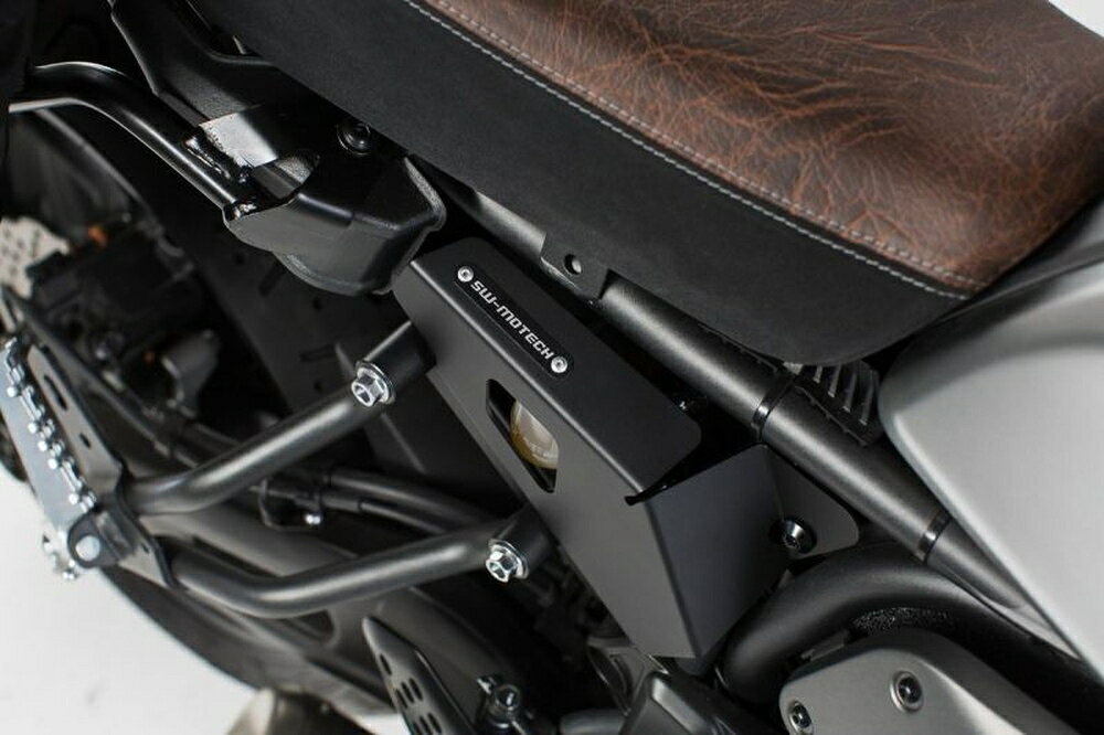 SW-MOTECH XSR700 ブレーキリザーバーガードセット SCT0664210000/B