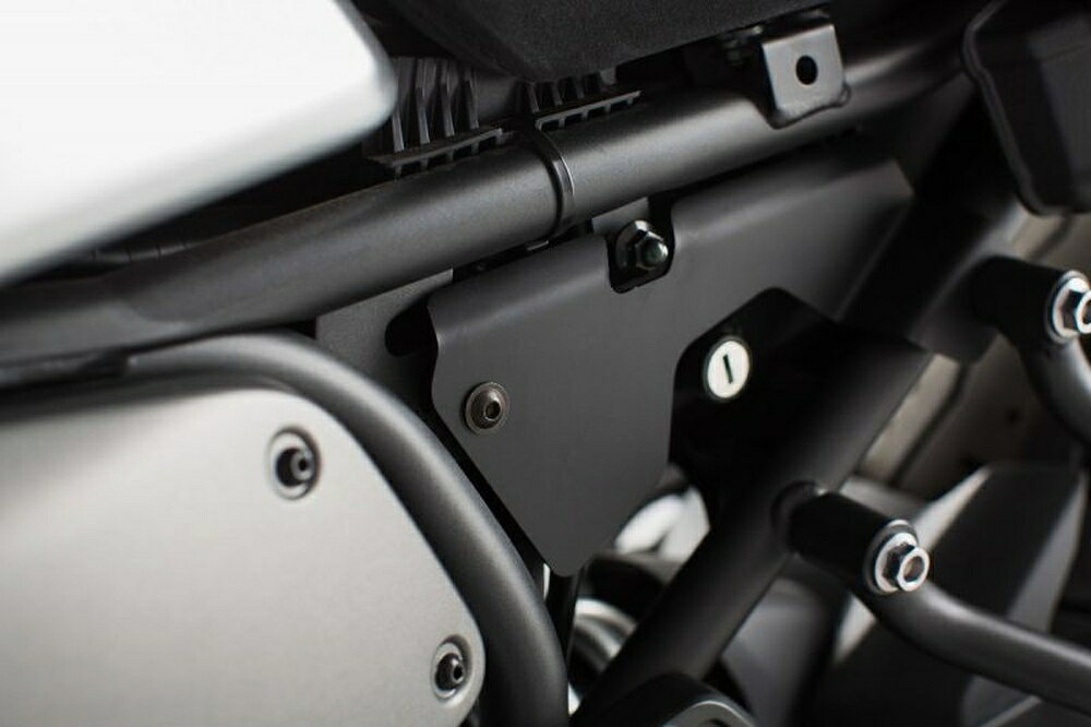 SW-MOTECH XSR700 ブレーキリザーバーガードセット SCT0664210000/B
