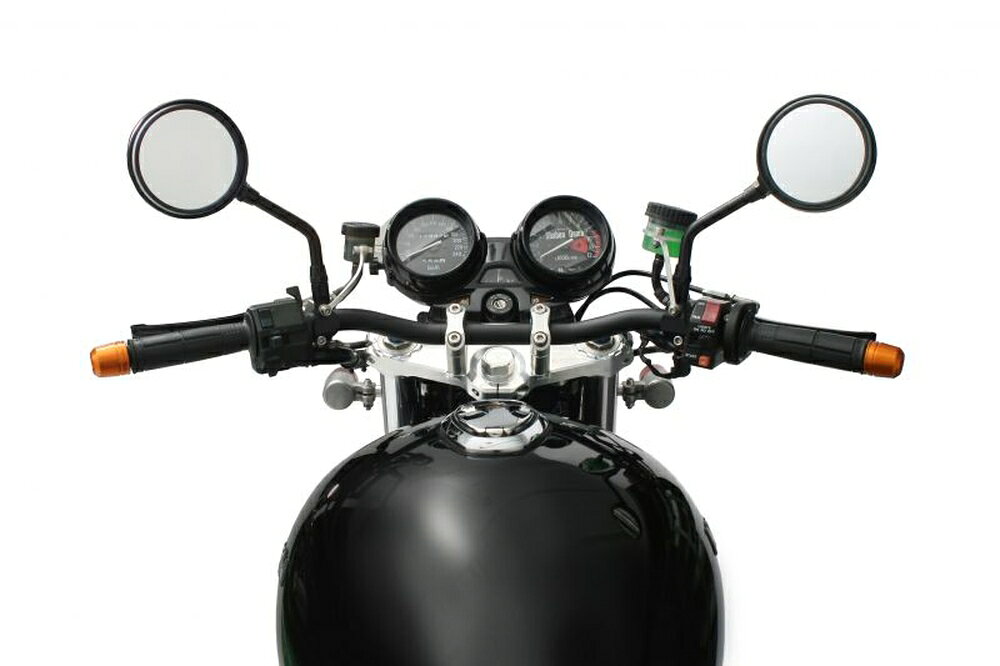 ◆適合車種 KAWASAKI ZEPHYR1100 '1992 〜 '1996 KAWASAKI ZEPHYR1100RS '1996 〜 '2002▲写真はシルバーです ZEPHYR1100/RSは下記情報を参考にしてください。 ＜32mmオフセット ＞ ●推奨する組合せ： 17インチホイール＋純正フロントフォーク ホイールを17インチに変更したときの過度なハンドルの切れ込みを緩和し、18インチ装着時と同等の適正なトレール量に修正して、スポーティな乗り心地に。 ＜37mmオフセット＞ ●推奨する組合せ： 18インチホイール＋純正フロントフォーク 18インチホイール＋HYPERPROフロントフォーク(突出し0mm) 17インチホイール＋HYPERPROフロントフォーク(突出し15mm) コーナーでの倒し込が軽くなり、ライダーの意思に合わせ自然に曲がる素直なハンドリングに。 品番：13670012 JANコード：4538792841243 フォークオフセット量：32/37mm （純正40mm） フォークピッチ：210mm(純正同様) 対応ハンドル：φ28.6(ハンドルロック可) 対応フォーク1：HYPERPRO AH1フロントフォークまたは純正フォーク 対応フォーク2 対応ホイール：オフセット32mm:17インチ、オフセット37mm:18インチ(推奨) その他：純正ヘッドライトステー取付可