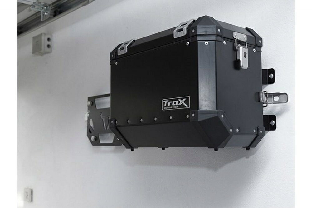PartsOnline 楽天市場店のSW-MOTECH ユニバーサルモデル TRAX サイドケース用壁掛けラック ブラック ALK0016531300/B｜アングル2