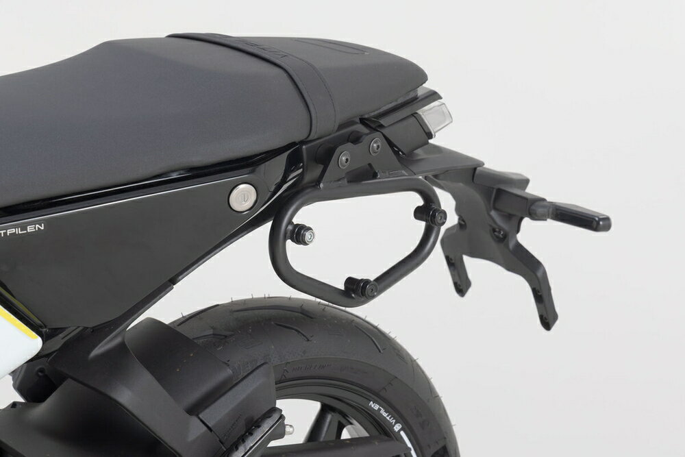 SW-MOTECH SVARTPILEN401 VITPILEN 401 SLC サイドキャリア (左) HTA0301410000