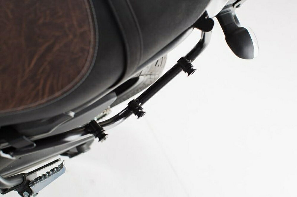 SW-MOTECH XSR700 SLCサイドキャリア(右) HTA0664211001