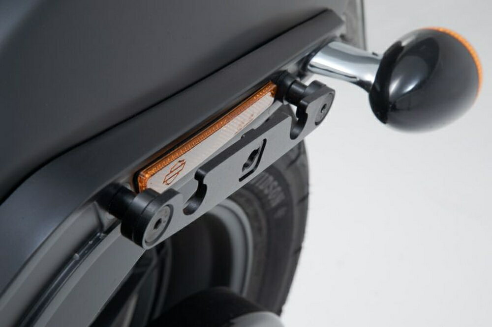 SW-MOTECH HARLEY DAVIDSON SOFTAIL FXFB FAT BOB SLHサイドキャリア LH2用 (左) HTA1868210400