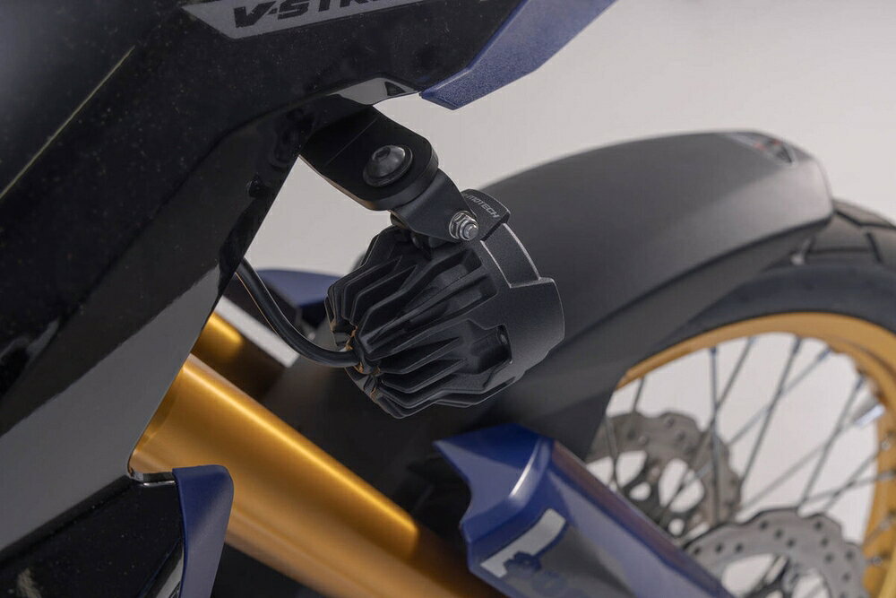 SW-MOTECH V-STROM 800 DE EVOフォグライト NSW0584551000/B