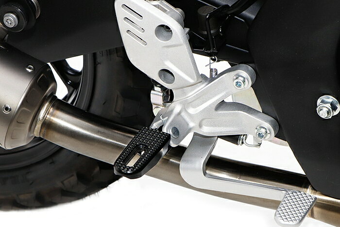 ACTIVE MT-10 MT-07 XSR700 ワイドステップバー ブラック 17743001B
