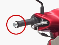 SUZUKI アドレスV50 レッツ メッキバーエンドキャップ 57216-42J11