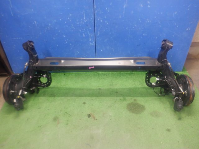 ★ライズ 5AA-A202A ハイブリッドZ★リアアクスルビーム 48710-B1140