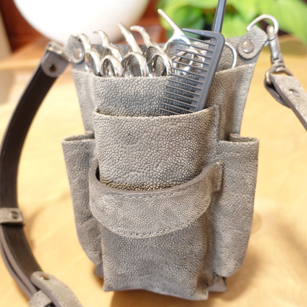【OUTLET】超特価 シザーケース 象革シザーケース 美容師 理容師 トリマー 本革シザーケース ★写真の現品 1点もの ★ 2014-12-16-zou1000【必ず下記の商品説明をご覧ください】のサムネイル
