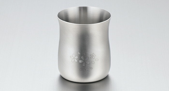 【直送品】18-8ステンレスチアーズタンブラー サテン仕上げ 桜 SR-007 φ80×90mm 380ml 2024 STAGE GIFT CATALOG【ヘルシ価格】キッチン用品 食器 酒用品 酒器 晩酌 カップ