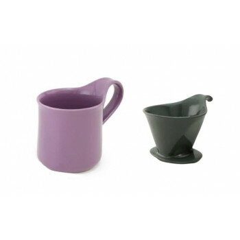 ※代引き不可 同梱不可※北海道、沖縄、離島送料は別途お見積り。※手配完了後は、ご注文キャンセルを承る事が出来ません。指定日可能の表示以外の商品はご指定日不可です。メーカーより取り寄せ商品のため、在庫状況によっては欠品・廃盤の可能性があります。あらかじめご了承ください。お手軽にドリップコーヒーを始められます。誰でも簡単に美味しいコーヒーを淹れられるので、プレゼントにもオススメです。※同色のセットでも焼成窯の違いで、多少の色の差がある場合があります。※全ての製品が均一ではない個体差も「やきもの」ならではの魅力としてお楽しみください。※ZEROJAPANのカラー製品は全て釉薬による優しい色合いを表現しているため、やきもの特有の自然な色幅があります。※商品のカラーはモニターの設定・発色などにより実際の商品と異なる場合があります。サイズドリッパー:W117×D152×H103mm、マグカップ:W130×D88×H108mm個装サイズ：14.6×12.3×20.5cm重量個装重量：730g素材・材質陶磁器仕様ドリッパートレイ付容量(マグカップ):300cc生産国日本・広告文責（有限会社パルス・048-551-7965）fk094igrjs