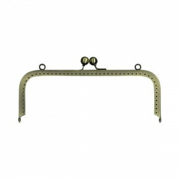 ※代引き不可 同梱不可※北海道、沖縄、離島送料は別途お見積り。※手配完了後は、ご注文キャンセルを承る事が出来ません。指定日可能の表示以外の商品はご指定日不可です。メーカーより取り寄せ商品のため、在庫状況によっては欠品・廃盤の可能性があります。あらかじめご了承ください。がまぐちをはじめてつくる方にも、カンタン上手につくれるわかりやすい作り方と型紙のセットです。サイズ高さ:約10cm、横幅:約21cm個装サイズ：44.5×34.5×19.0cm重量個装重量：100g素材・材質鉄仕様厚み:約1.1cm(溝:約4mm)付属品型紙レシピ生産国日本・広告文責（有限会社パルス・048-551-7965）fk094igrjs