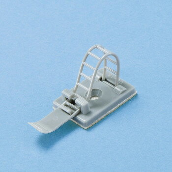 ※代引き不可 同梱不可※北海道、沖縄、離島送料は別途お見積り。※手配完了後は、ご注文キャンセルを承る事が出来ません。指定日可能の表示以外の商品はご指定日不可です。メーカーより取り寄せ商品のため、在庫状況によっては欠品・廃盤の可能性があります。あらかじめご了承ください。ケーブルサイズにあわせて調節可能なケーブルクランプです。高温、多湿個所では、接着テープとネジ止めの併用可能です。サイズ貼付部:25.0×18.0mm、ベルト長:59.5mm個装サイズ：2.0×21.5×9.0cm重量2g個装重量：22g素材・材質6ナイロン(難燃性 UL94V-2)仕様カラー:グレー入数:10個結束径:3.0〜15.0mm幅:8mmケーブル収容数:5本、※ケーブル収容数は、直径5〜6mmのLAN(UTP)ケーブルを収容した場合の目安です。生産国日本・広告文責（有限会社パルス・048-551-7965）fk094igrjs