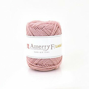 ※代引き不可 同梱不可※北海道、沖縄、離島送料は別途お見積り。※手配完了後は、ご注文キャンセルを承る事が出来ません。指定日可能の表示以外の商品はご指定日不可です。メーカーより取り寄せ商品のため、在庫状況によっては欠品・廃盤の可能性があります。あらかじめご了承ください。ラメの肌へのあたりがほとんどない金ラメで、エレガントな作品がお楽しみいただけます。サイズ約127m個装サイズ：8×11×9cm重量30g個装重量：33g素材・材質ウール70%、アクリル30%(スリット糸使用)仕様棒針:4-5号・23-24目・33-34段かぎ針:4/0号・25目・11.5段生産国日本・広告文責（有限会社パルス・048-551-7965）fk094igrjs