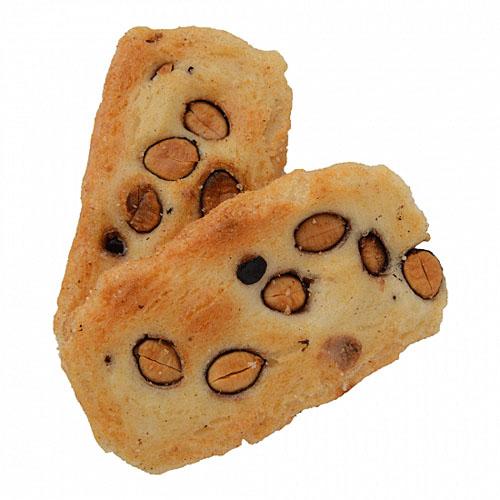 素材：もち米（佐賀県産）、黒大豆（滋賀県産）、米油、食塩、砂糖、鰹節、昆布、椎茸産地：日本他店舗でも併売しているため、一部在庫切れが起きる場合がございます。そのため一部取り寄せとなり、遅延やキャンセルとなる場合がございます。メーカーもしくは代理店:やまだ　株式会社素材(詳細):もち米（佐賀県産）、黒大豆（滋賀県産）、米油、食塩、砂糖、鰹節、昆布、椎茸産地(詳細):日本サイズ(詳細):内容量：100g広告文責 有限会社パルス　048-551-7965　