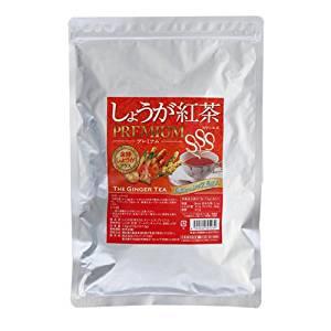 商品名 しょうが紅茶SSS（スリーエス） 内容量 7.5gX21包（157.5g） 原材料名 しょうが、紅茶、ゴールデンキャンドル、金時しょうが お召し上がり方 1日目安量1包（7.5g）を1〜1.5リットルの水で煮出してお使いください。また、マグカップに1包をいれ、熱湯を注いで3から5分後にお飲みください。冷やして飲んでも美味しいです。 ご注意 ●一度に過剰な取りすぎはにはご注意ください。 ●本品はお茶ですが、身体に合わない場合にはご使用をお控えください。 販売者 株式会社フルバックFB 区　分 食品 Janコード 4520260210040 商品特徴一覧 しょうが紅茶SSS(スリーエス) プレミアム　7.5gX21包：生姜：ショウガ：テレビ放映：魔女：しょうが紅茶SSS(スリーエス) プレミアム　7.5gX21包：生姜：ショウガ：テレビ放映：魔女：しょうが：紅茶：ゴールデンキャンドル：通信販売：買う：販売：購入：お店：売ってる：ショッピング 広告文責　(有)パルス　048-551-7965 この商品の意見を書き込む ↑クリックしてね。是非、いろんな意見を下さい♪ （この書き込みはお客様全員が見ることが出来ます♪） 賞味期限：別途商品ラベルに記載 保存方法：直射日光・高温多湿を避け、開封後はお早い目にお召し上がりください 広告文責　(有)パルス　048-551-7965　記載区分 健康食品 日本製【しょうが紅茶SSS(スリーエス) プレミアム　7.5gX21包】生姜 ショウガ テレビ放映 魔女『しょうが紅茶SSS(スリーエス) プレミアム　7.5gX21包』生姜 ショウガ テレビ放映 魔女 【しょうが紅茶SSS(スリーエス) プレミアム　7.5gX21包】生姜 ショウガ テレビ放映 魔女【しょうが紅茶SSS(スリーエス) プレミアム　7.5gX21包】生姜 ショウガ テレビ放映 魔女