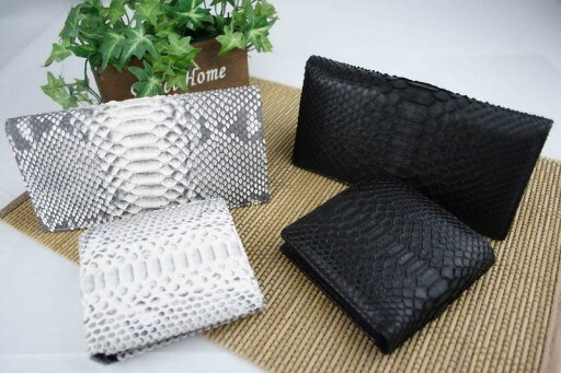 【大感謝価格 】Costroma ダイヤモンドパイソン二つ折り財布 K12365 ナチュラル/ブラック 父の日 【大感謝価格 】Costroma ダイヤモンドパイソン二つ折り財布 K12365 ナチュラル/ブラック 父の日