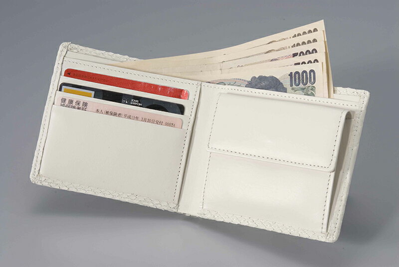 【ヘルシ価格 】白蛇 二つ折り財布 K9693