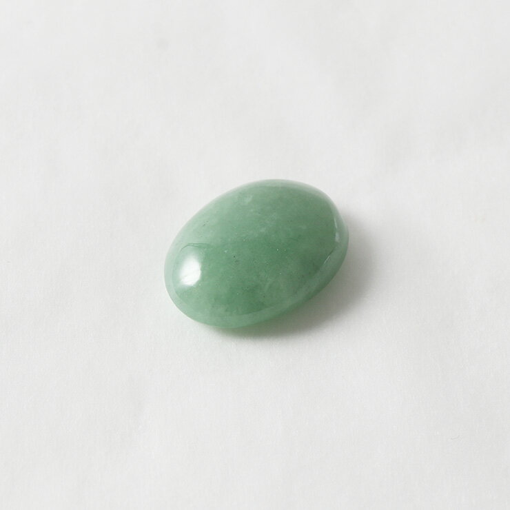 【一点もの】ルース 糸魚川翡翠 若竹 14mm 【鑑別書付き】/ 仕事運 カボション オーバル 運気 性別 グリーン 素材 パーツ 5月 メンズ 願望成就 おうし座 星座石 誕生石