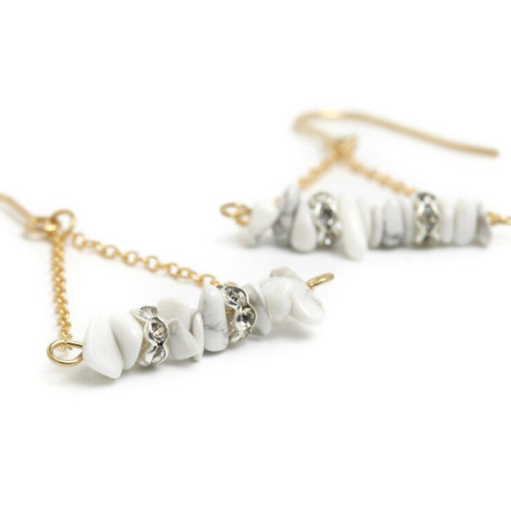 【winQ】ハウライト さざれ天然石 ピアス ペア 14KGF パワーストーン ピアス 運気 性別 癒し さざれピアス ホワイト クリア