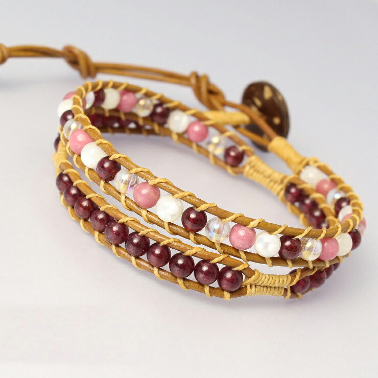 デザインラップブレスレット ガーネット ブラウンレザー おひつじ座 安産 子宝 仕事運 恋人 夫婦円満 家庭円満 運気 性別 1月 マザーオブパール ピンク レインボー クォーツ レッド 星座石 誕生石 小粒 ガーネット ブレスレット