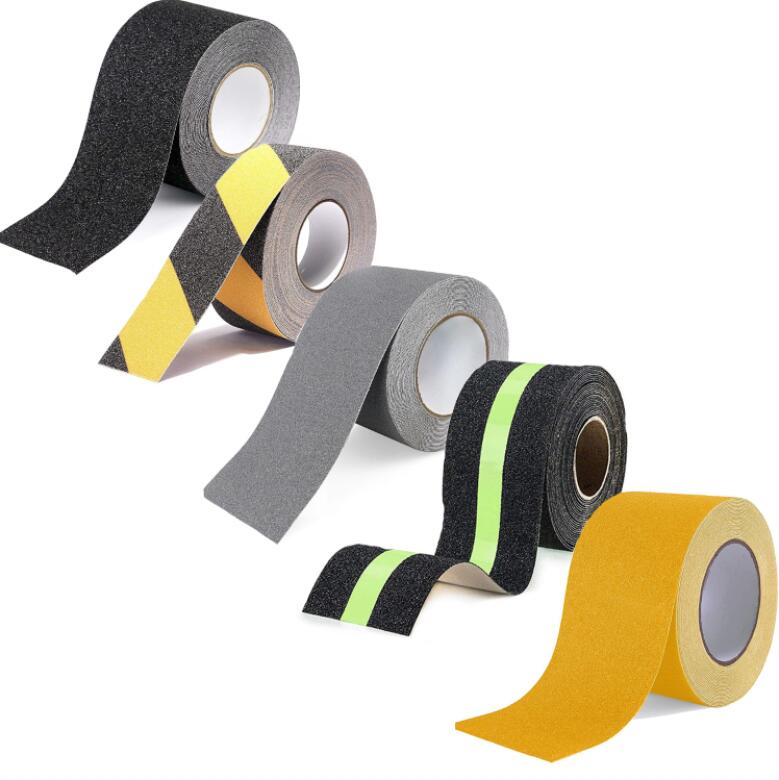滑り止めテープ 階段 滑り止め 転倒防止 5cm幅x10m 雨 雪 滑り止め テープ 屋外 防水 貼るだけ簡単 鉱物粒子 安全対策 事故防止 屋内外兼用