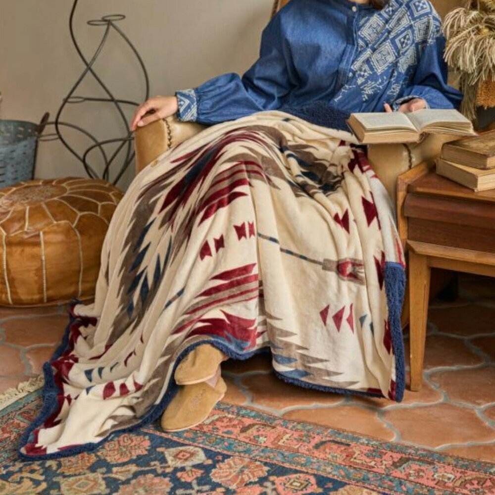 楽天パステルオンラインストアノマディ ブランケット ひざかけ ひざ掛け M ナチュラル 冬 防寒対策 あったか 持ち運びやすい 自宅 社内 車内 アウトドア 勉強 子供 大人 旅行 クリスマスプレゼント クリスマスギフト 誕生日 ギフト プレゼント