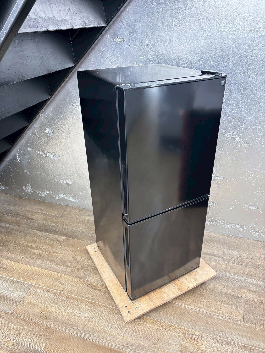 【中古】ニトリ ノンフロン冷凍冷蔵庫 106L 2023年製 NTR-106BK 新生活 新婚 同棲 リサイクル リユース 格安 ふるさと納税 民泊 クリーニング済み 設置費込み