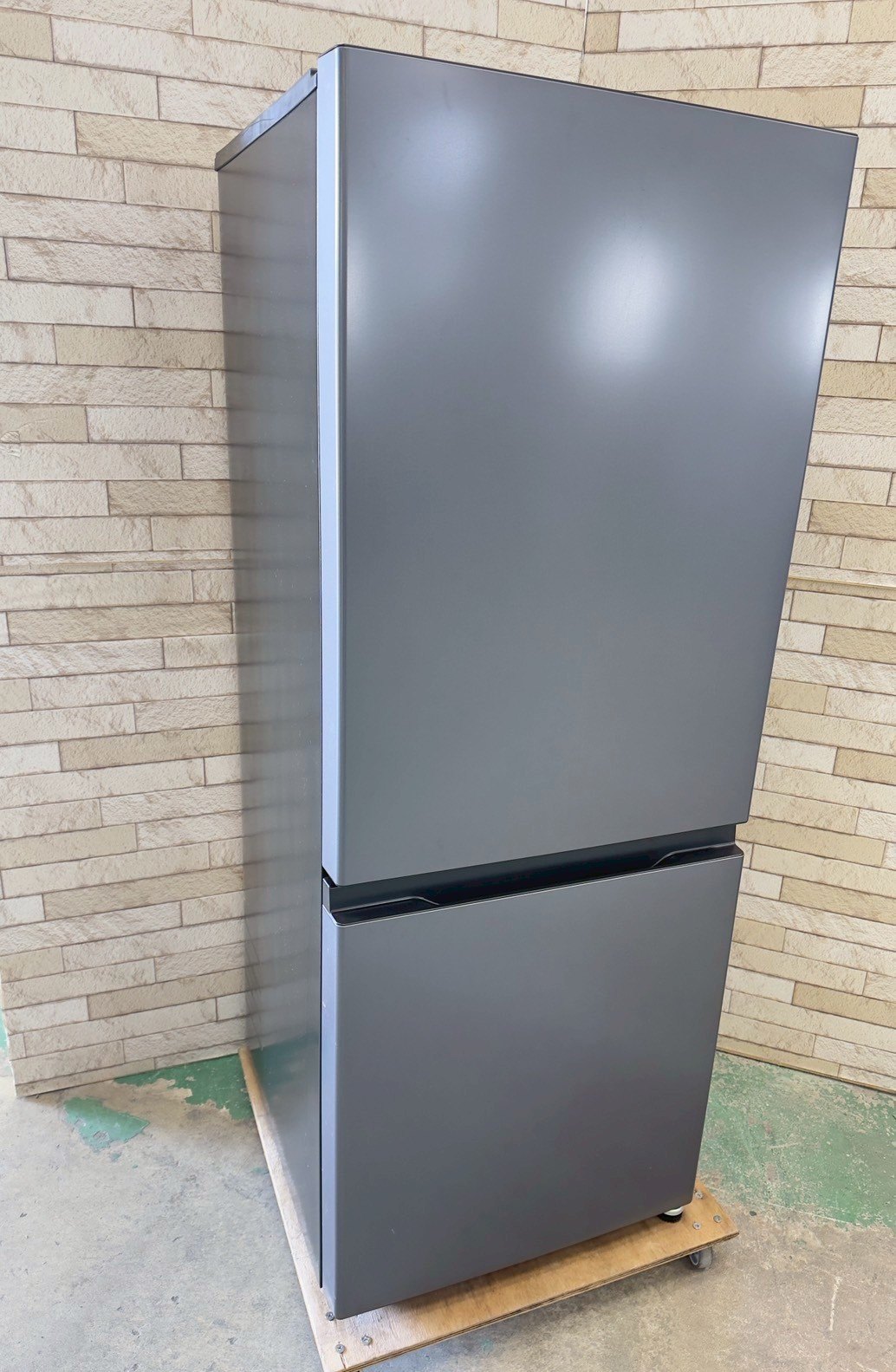 【中古】アクア ノンフロン冷凍冷蔵庫 200L 2023年製 AQR-20P(DS) 新生活 新婚 同棲 リサイクル リユース 格安 ふるさと納税 民泊 クリーニング済み 設置費込み