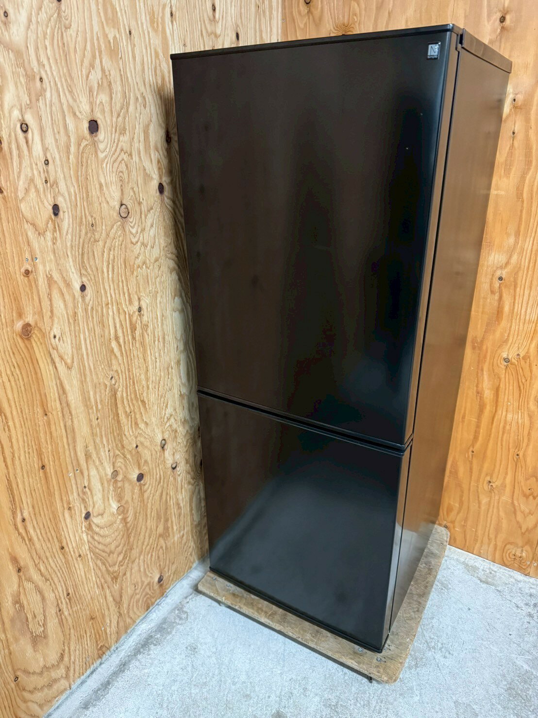 【中古】ニトリ ノンフロン冷凍冷蔵庫 140L 2023年製 NTR-140BK 新生活 新婚 同棲 リサイクル リユース 格安 ふるさと納税 民泊 クリーニング済み 設置費込み