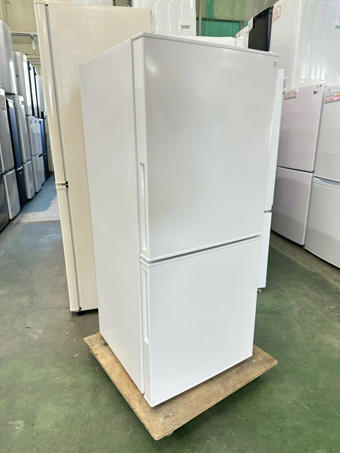 【中古】ニトリ ノンフロン冷凍冷蔵庫 106L 2024年製 NTR-106WH 新生活 新婚 同棲 リサイクル リユース 格安 ふるさと納税 民泊 クリーニング済み 設置費込み