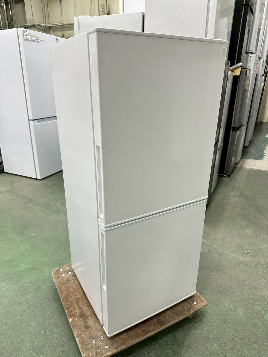 【中古】ニトリ ノンフロン冷凍冷蔵庫 106L 2023年製 NTR-106WH 新生活 新婚 同棲 リサイクル リユース 格安 ふるさと納税 民泊 クリーニング済み 設置費込み