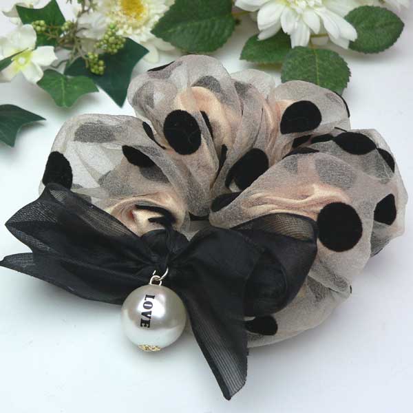 【スーパーセール21%OFF!】ヘアアクセサリー シュシュ キッズ 子供 女の子 髪飾り リボン チャーム パール ヘアゴム キッズ バレエ用品 雑貨 ギフト