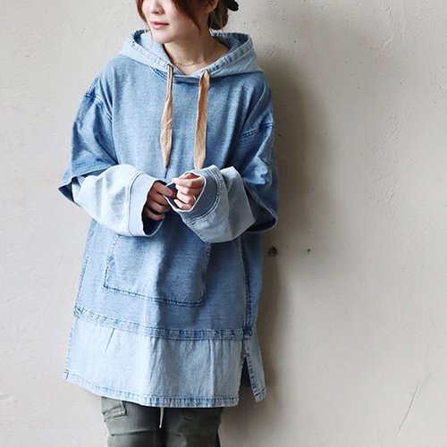 パーカー すっきり 着痩せ 重ね着 お尻 隠れる しっかり 丈夫 厚手 裏毛 スウェット 柔らか 軽い ケミカル 色合い 色具合 おしゃれ プルオーバー 長袖 綿100％ コットン フーディ— レディース カジュアル BLUETO ブルートのサムネイル