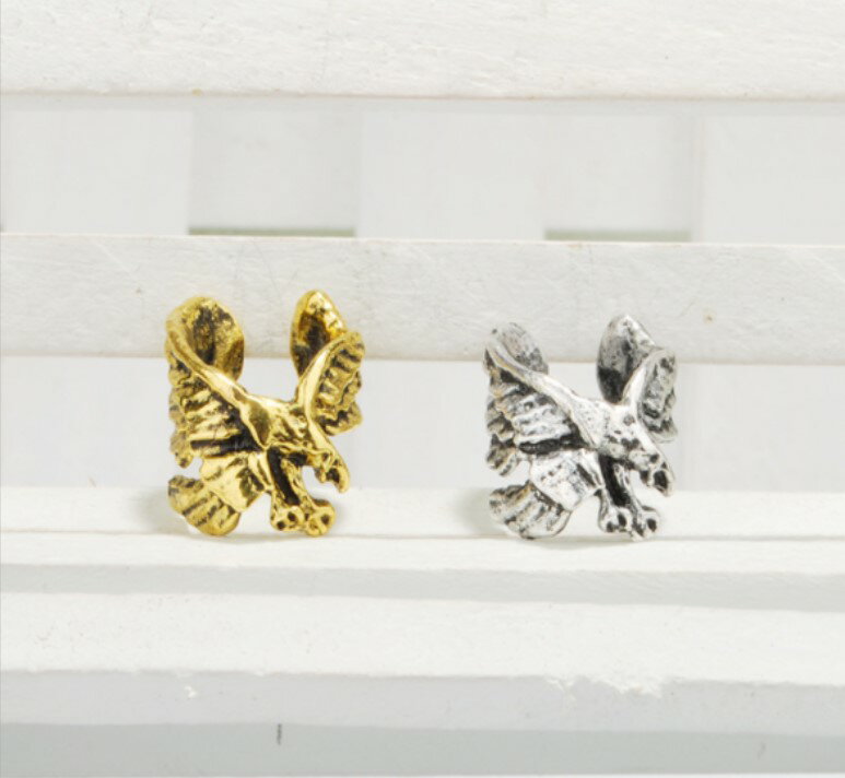 【送料無料】イーグルイヤーカフ　フェイクピアス　イヤーカフ　おもしろイヤーカフ　挟めるピアス　軟..