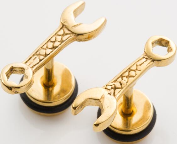 【金属アレルギー対応】工具ピアスおもしろ メンズ ピアス メンズピアス おもしろ...
