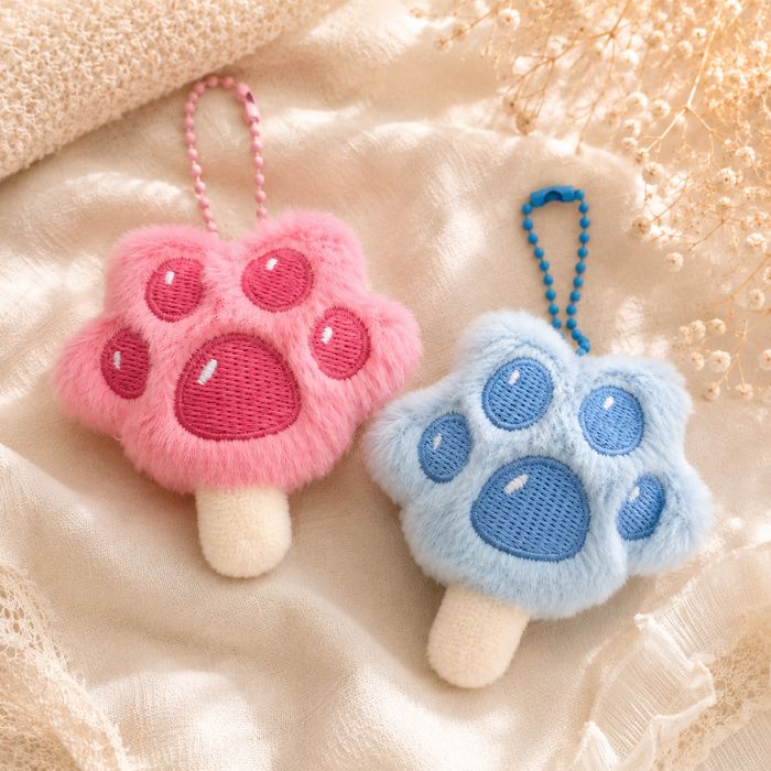 Rakuten - 肉球アイスバッグチャーム　もふもふ肉球 キーホルダー 足跡 アシアト 足あと 猫柄 犬柄 ぬいぐるみチャーム 犬 推し活 パステル