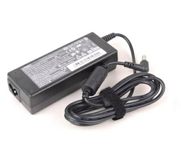 Other - 純正新品 東芝 Intel共通 PA-1900-32 G71C000P0110 ACアダプター DCプラグサイズ：外径5.5mm内径2.5mmタイプ 電源ケーブル付属