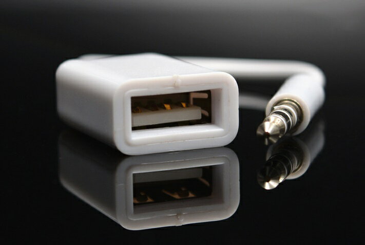 AUXü�Ҥ���USB���Ѵ���3.5mm����AUX�����ǥ�������å��ץ饰����USB 2.0�᥹�ؤ��Ѵ������֥� ����С����������֥�Τ��б� ����AUX�ݡ���dar-usb35henkan