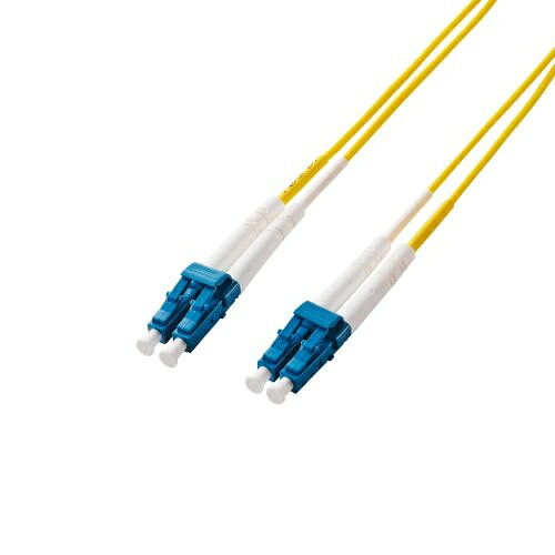 光ファイバー/LC-LC/2芯/OS2/10m ■光で信号を伝送し、大容量のデータ伝送が可能な光ファイバーケーブルです。長距離伝送が可能です。 ■外部からのノイズの影響がなく安定した高速通信、長距離信号伝送が可能です。 ■取り外し可能なラッチ方式のLCコネクターを採用しています。コネクターは分割可能です。 ■伝送損失が低く、広帯域にて高品質かつ安定した通信が可能なシングルモード(OS2)光ファイバーです。 ■2本の光ファイバーを内蔵したケーブルで、双方向通信や冗長化に適しています。 ■外皮にはLSZH(低発煙・無ハロゲン)材料を採用しており、燃焼時に有害なガスや大量の煙を発生しにくく、安全性に優れています。 ■ケーブル長:約10m ※コネクター含まず ■コネクター:LCコネクター×2 - LCコネクター×2 ■ファイバータイプ:シングルモード(OS2) ■適合規格:1000BASE-LX、10GBASE-LR ■芯数:2芯 ■カラー:イエロー ■外皮材質:LSZH ■ケーブル径:Φ2.0mm ■光ファイバーコア径:9μm ■光ファイバークラッド径:125μm ■環境配慮事項:EU RoHS指令準拠(10物質) ■パッケージ形態:袋+ステッカー 詳細スペック 長さ10m 色イエロー 端子LCコネクター×2-LCコネクター×2 規格1000BASE-LX、10GBASE-LR 電気用品安全法(本体)非対象 電気用品安全法(付属品等)付属品等無し