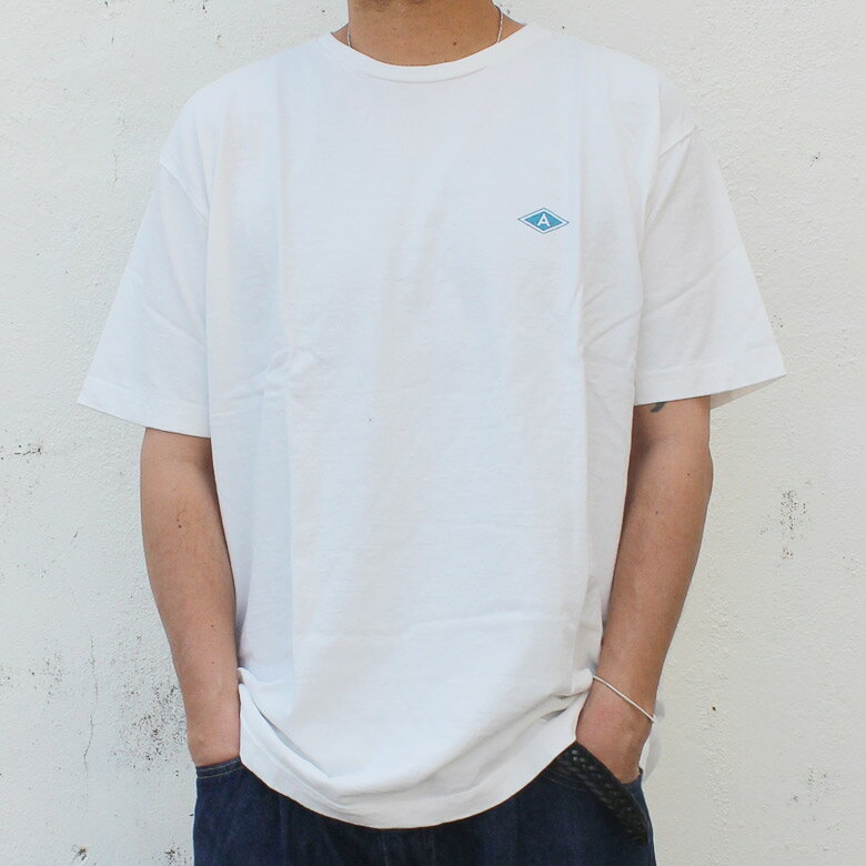 Almond HUNTINGTON アーモンド サーフボードデザイン PARADISE メンズ レディース ホワイト ネイビー ブラック ロゴ プリント Tシャツ ショートスリーブT 海 サーフ ユニセックス かっこいい おしゃれ 人気 安い ブランド キャンプ カジュアル 夏 フェス アウトドア pch1-10006335 PCH[ストリート系ルード] サンプル画像2