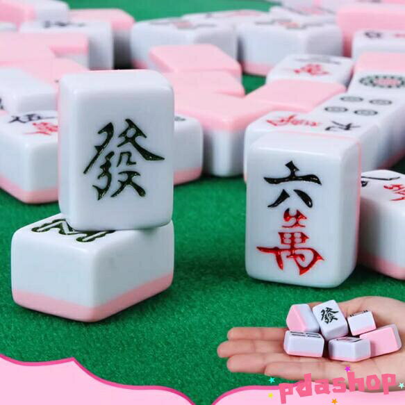 PDA shopの【全品5%ポイント】麻雀牌 麻雀セット 144枚 収納バッグ付き 麻雀マット付き 超軽量 麻雀パイ 携帯便利 ポータブル 家庭 旅行用 初心者 ミニ 人気｜アングル3