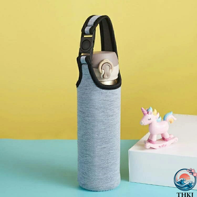 PDA shopの【全品5%ポイント】水筒カバー ペットボトルカバー 750 水筒 水筒カバー 水筒ホルダー 保温 ショルダー ストラップ 水筒ケース おしゃれ ステンレスボトルケース 子供 大人 シンプル 斜め掛け 男女兼用｜アングル2