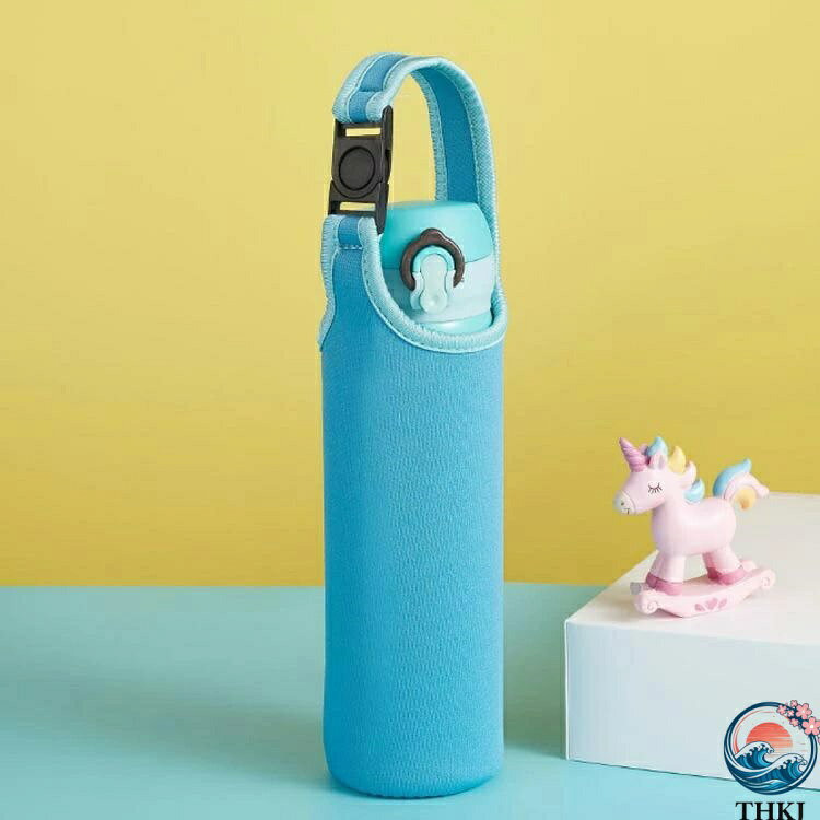 PDA shopの【全品5%ポイント】水筒カバー ペットボトルカバー 750 水筒 水筒カバー 水筒ホルダー 保温 ショルダー ストラップ 水筒ケース おしゃれ ステンレスボトルケース 子供 大人 シンプル 斜め掛け 男女兼用｜アングル3