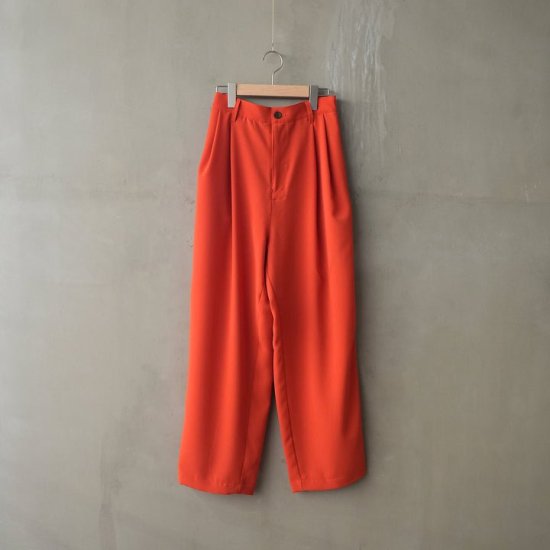 MANON マノンTWO TUCKTAPERD PANTSレディース パンツ