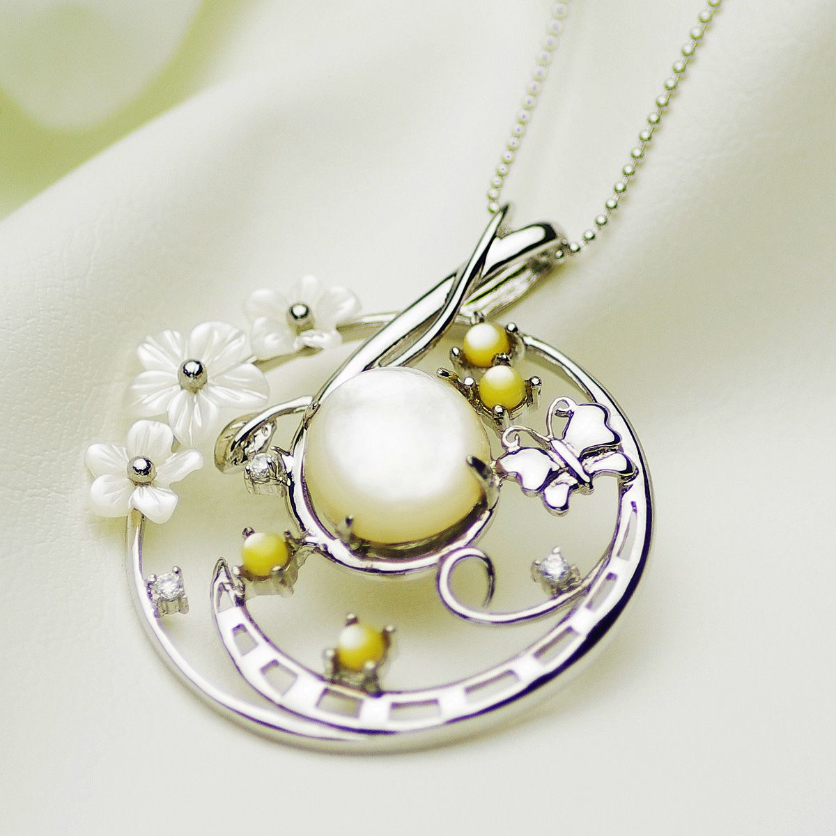 シェル 花モチーフ ペンダント 約約3.5cm×4.3cm シルバー SV925 結婚式 葬儀 冠婚葬祭 クリスマス Xmas..