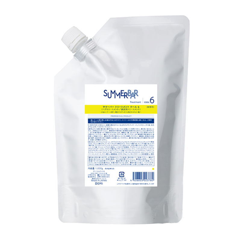 ベタつき・ニオイをシャキッと洗い流す清涼感ヘアケアと、紫外線から夏の肌と髪をキレイにみせるUVスプレー／ミストで、心地よい夏の味方になるアイテム。 SUMMER BARで、あなたの夏をクールに快適に。 【特徴】 ●ひんやり長持ち！新境地の清涼感でリフレッシュ 頭皮のベタつきやニオイ、髪の紫外線ダメージなど、夏ならではの悩みや不快感に自分の好きな清涼感・仕上がりを選んでクールにケア。 ●心地よいクール感で、頭皮からすっきりと指どおりのよい髪へ ダメージ補修し、キューティクルを整えるチリアトメントサつぼみエキス（毛髪補修成分）配合 《COOL 6》 こんな方にオススメ ・髪のパサつきが気になる方 ・頭皮ケアをしたい方 青々としたティーツリー、ユーカリ、ローズマリーの爽やかな香りが立つグリーンフォレストの香りベタつき・ニオイをシャキッと洗い流す清涼感ヘアケアと、紫外線から夏の肌と髪をキレイにみせるUVスプレー／ミストで、心地よい夏の味方になるアイテム。 SUMMER BARで、あなたの夏をクールに快適に。 【特徴】 ●ひんやり長持ち！新境地の清涼感でリフレッシュ 頭皮のベタつきやニオイ、髪の紫外線ダメージなど、夏ならではの悩みや不快感に自分の好きな清涼感・仕上がりを選んでクールにケア。 ●心地よいクール感で、頭皮からすっきりと指どおりのよい髪へ ダメージ補修し、キューティクルを整えるチリアトメントサつぼみエキス（毛髪補修成分）配合 《COOL 6》 こんな方にオススメ ・髪のパサつきが気になる方 ・頭皮ケアをしたい方 青々としたティーツリー、ユーカリ、ローズマリーの爽やかな香りが立つグリーンフォレストの香り