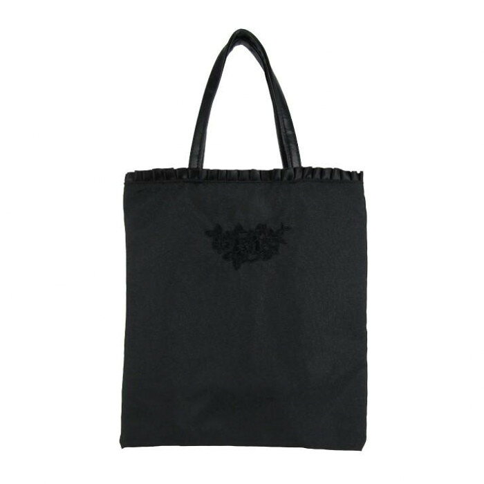 手元にフリル、本体に花の刺繍をあしらった、サブバッグタイプのフォーマルバッグです。横マチがないので、すっきりしたシルエットとなっています。手荷物やスリッパなどの持ち運びに便利です。喪だけでなく、入園・入学・参観日など、フォーマルシーンや和装時のサブバッグとしても活躍します。サイズ約32×30cm(タテ×ヨコ)個装サイズ：46.2×34.8×0.8cm重量110g個装重量：100g素材・材質ナイロン生産国中国fk094igrjs