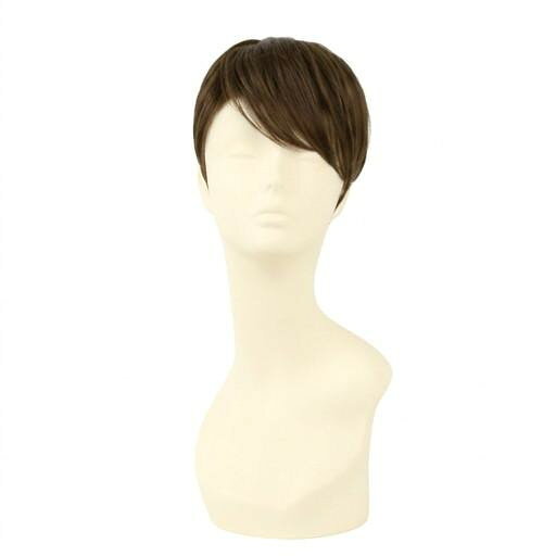 自毛をいかし、頭頂部全体をしっかりカバーする、「ヘアピース以上フルウィッグ未満」の男性用五分ウィッグ(部分ウィッグ)です。(※フルウィッグではありません。)クリップでパチンと留めるだけで頭頂部全体をしっかりカバーします。カットやデザインにこだわり、着け心地の良さをとことん追求しました。通気性が高くムレないから年中使えて、伸縮性も抜群!「大きなお悩み」を「手軽に解消」してくれる心強いアイテムです。【男子用五分ウィッグのおすすめポイント】クリップの下にはテープ台を縫い付けているので、クリップを取り外し、医療用テープをテープ台に貼り、頭皮に直接貼り付けることができます。※別売りのウィッグ専用医療用両面テープ【TAPE-01】をご使用ください。■ウィッグのタイプ五分ウィッグ(部分ウィッグ)※フルウィッグではありません※自毛をいかして広範囲をカバーする部分ウィッグ。クリップで固定するタイプのウィッグです。医療用テープ台付き■サイズつむじから前:約23cmつむじから後:約22cm人工スキン:有りクリップ4個付テープ台4箇所■ウィッグの付け方(1)4箇所のクリップを開いた状態にします。(2)ウィッグを頭に乗せ、すぺてのクリップを留めて固定します。(3)ウィッグがずれないよう軽く押さえながら自毛となじませてブラッシングします。(4)指でつまむようにトップを立ち上げてふんわりとセットしたら完成です。■ご注意ください。※撮影状況やお使いのモニター環境などにより、実際のカラーと異なって見える場合がございます。サイズつむじから前:約23cm、つむじから後:約22cm個装サイズ：15.0×22.0×7.0cm重量個装重量：165g素材・材質耐熱ファイバー100%仕様【耐熱】耐熱温度180度※コテやカーラーで巻く場合は同封の取扱説明書をご覧ください。生産国中国fk094igrjs