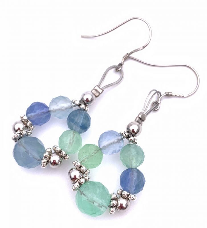 天然石フローライトカットAAのピアス-3